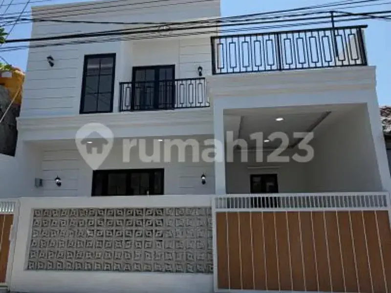 For Rent Rumah Baru 2 Lantai di Denpasar Selatan - Real Estate in Bali