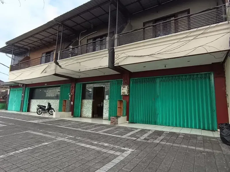 DiSewakan Ruko di jln Raya Sesetan - Denpasar Selatan - Real Estate in Bali