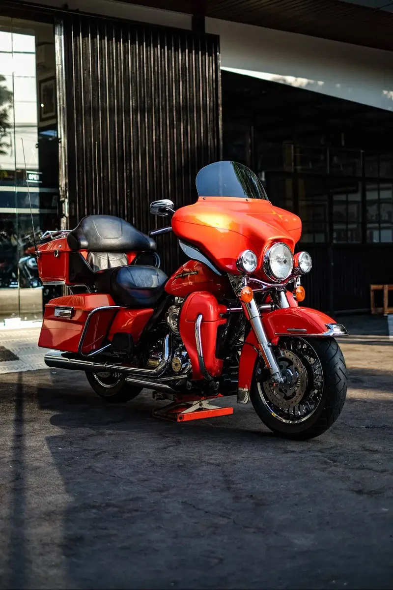 HARLEY DAVIDSON ULTRA LIMITED 2012 TEQUILA ORANGE FULL PAPER MABUA - Vehicles in Bali