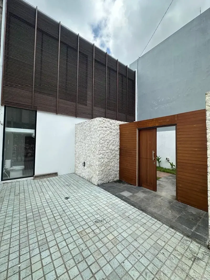 READY VILLA BARU SIAP HUNI 3BR PRIVAT POOL BIG GARDEN LOKASI NUSA DUA - Real Estate in Bali