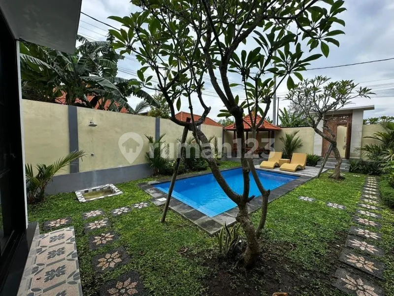 Villa Lokasi Strategis dan Nyaman Fasilitas Lengkap di Tibubeneng - Real Estate in Bali
