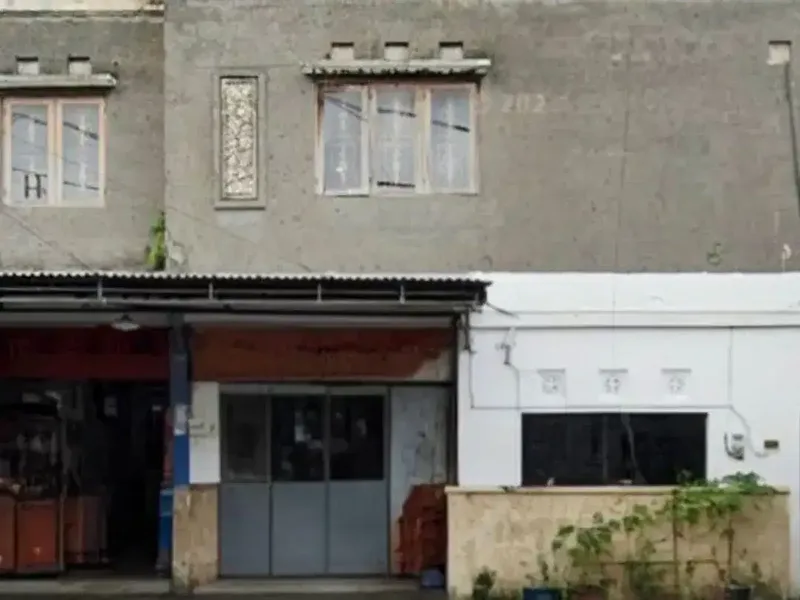 GEDUNG KANTOR LOKASI STRATEGIS DI KAPTEN REGUG DENPASAR - Real Estate in Bali