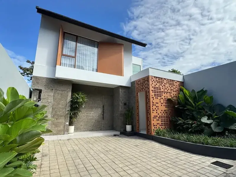 Dijual villa residence dengan konsep di daerah Sanur, Denpasar. - Real Estate in Bali