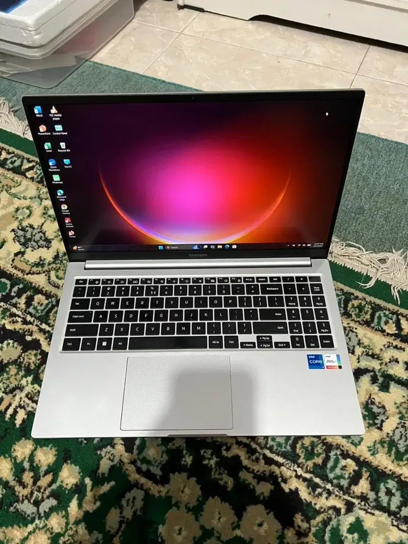 Laptop Samsung 750XED Core i7 Gen 12 RAM 16GB SSD 512GB - Electronics in Bali