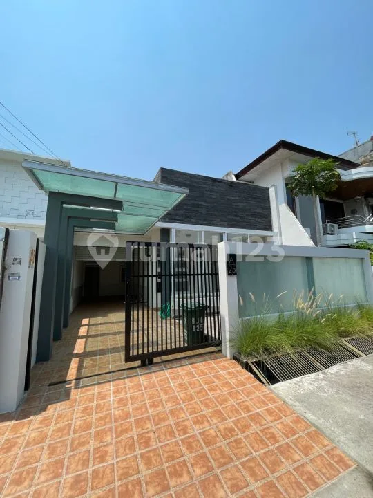 Disewakan Rumah di Kawasan Trans Studio Mall - Image 1 of 4