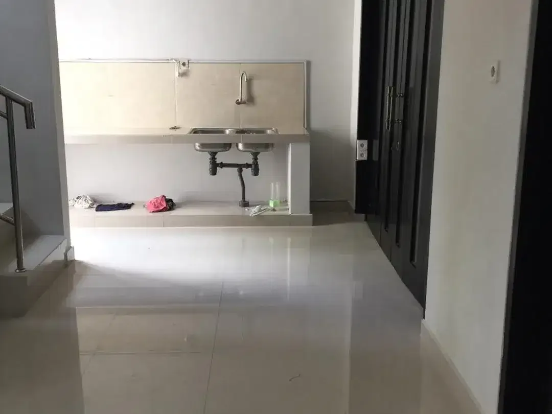 Rumah Cantik Minimalis dekat kerobokan Badung  Bali - Image 9 of 10