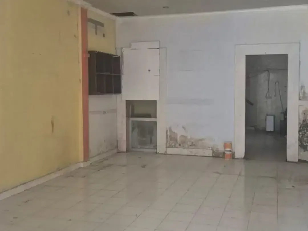 GEDUNG 2 LANTAI EX BAR DEKAT AIRPORT DI KEDIRI TUBAN BADUNG - Image 9 of 10