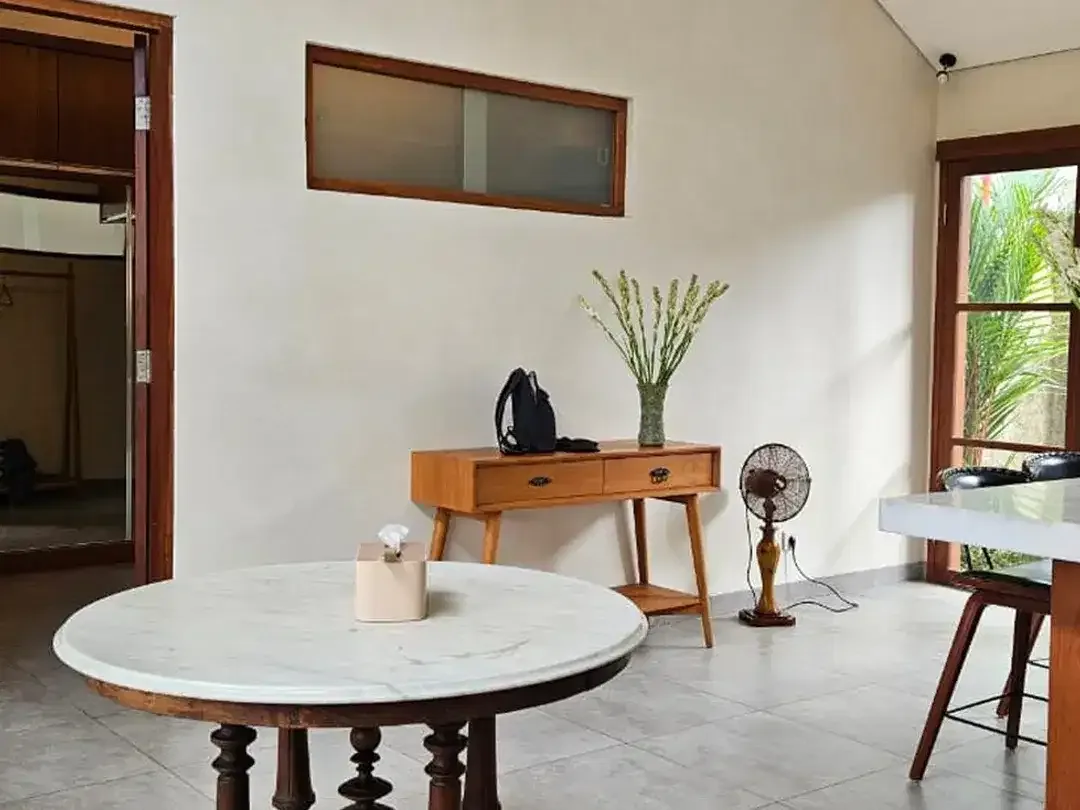 Freehold - Modern Villa with Spacious Outdoor Areas - Prime Location - Image 6 of 10