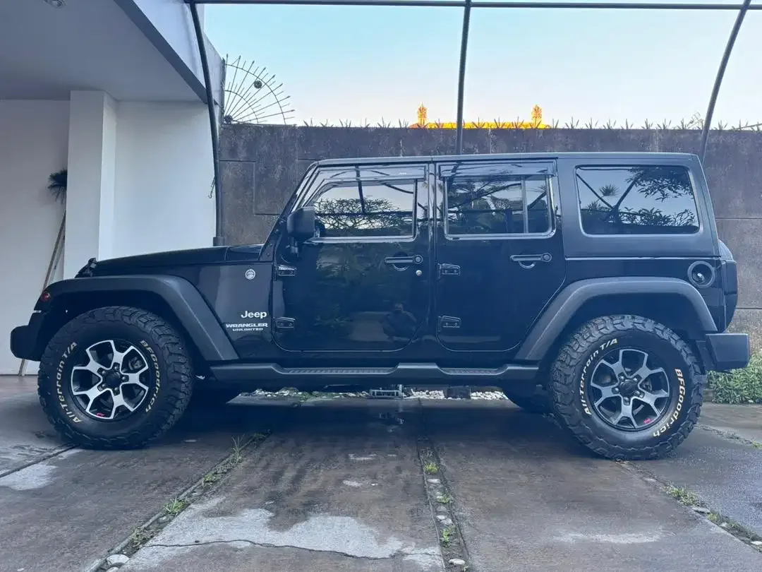 JEEP WRANGLER JK SPORT PENTASTAR 3.0 L (286 HP) - Image 2 of 10