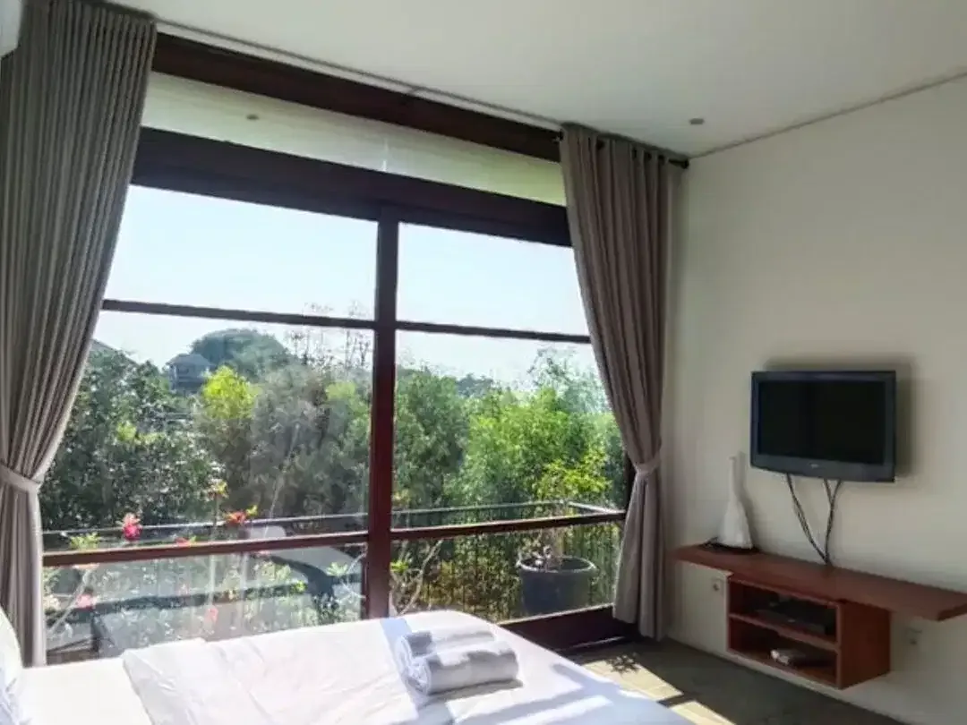DIJUAL DISEWAKAN JIMBARAN GREEN VILLA BADUNG - Image 8 of 10