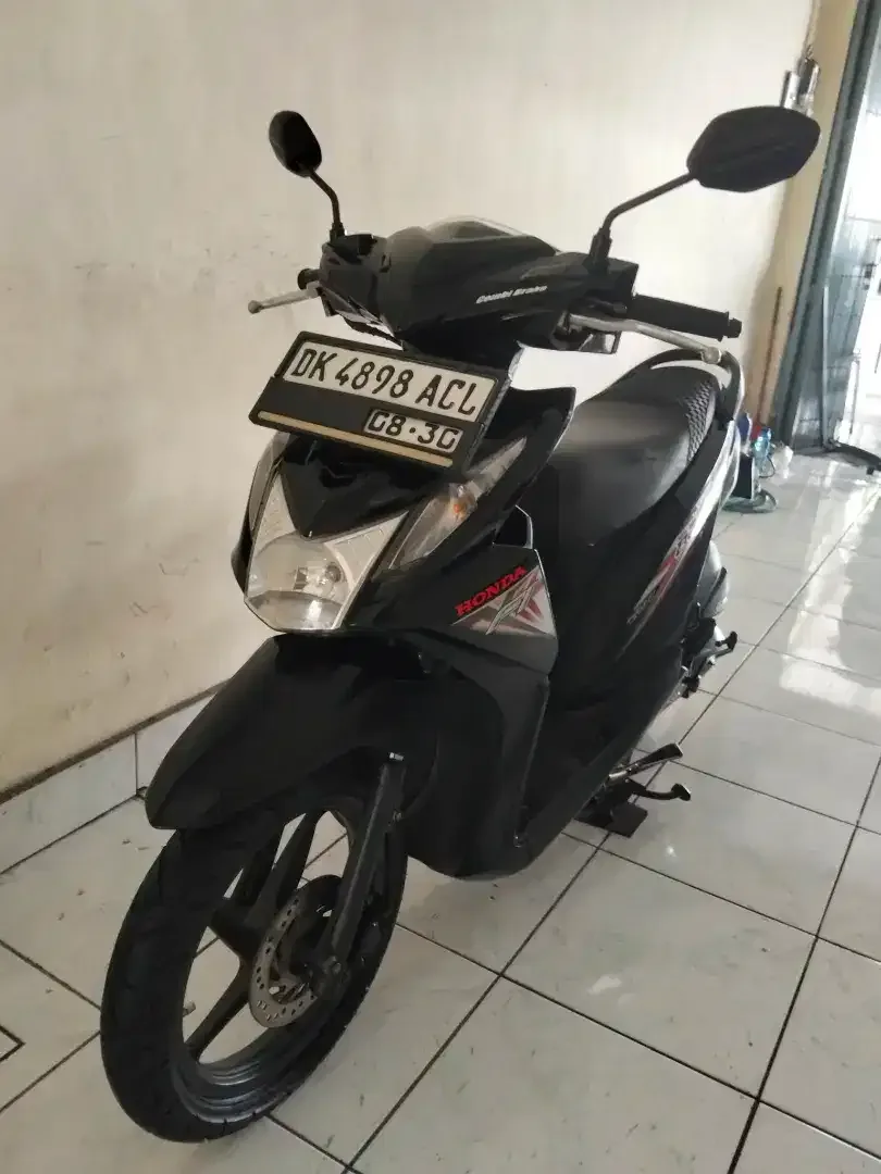 HONDA BEAT FI TAHUN 2015 PAJAK HIDUP SURAT LENGKAP - Image 3 of 5