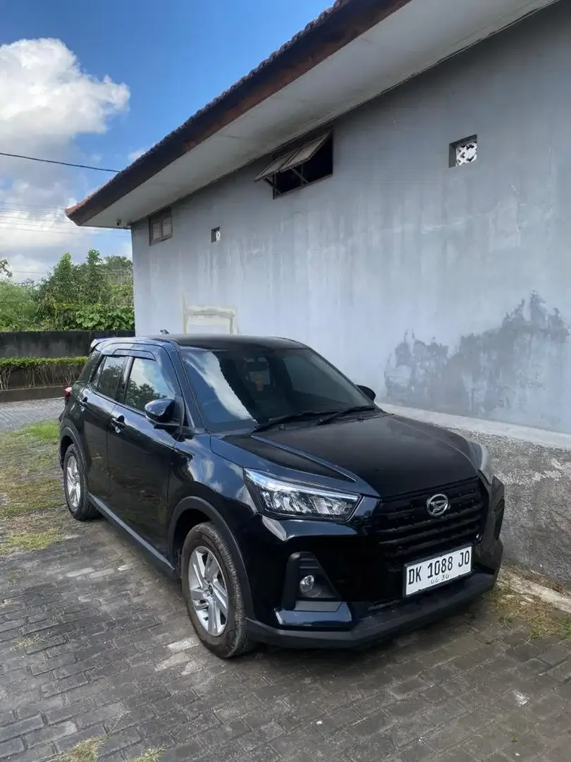 Daihatsu Rocky 1.2X Matic 2022 - Image 1 of 10