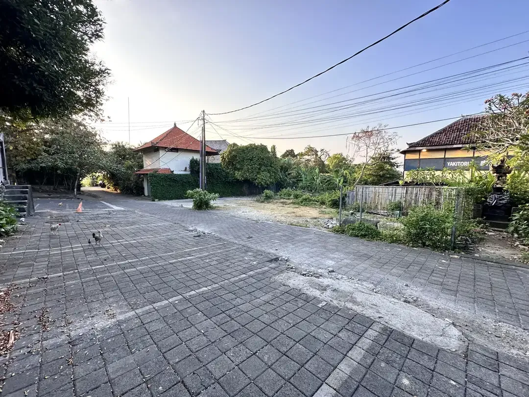 Tanah PREMIUM Sangat Strategis Jl Raya Uluwatu Jimbaran - Image 4 of 10
