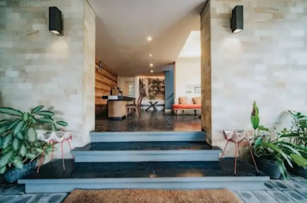 Dijual Hotel bintang tiga Nusa dua Badung Bali dekat seminyak, kuta, denpasar, ganggu, sanur - Image 6 of 7