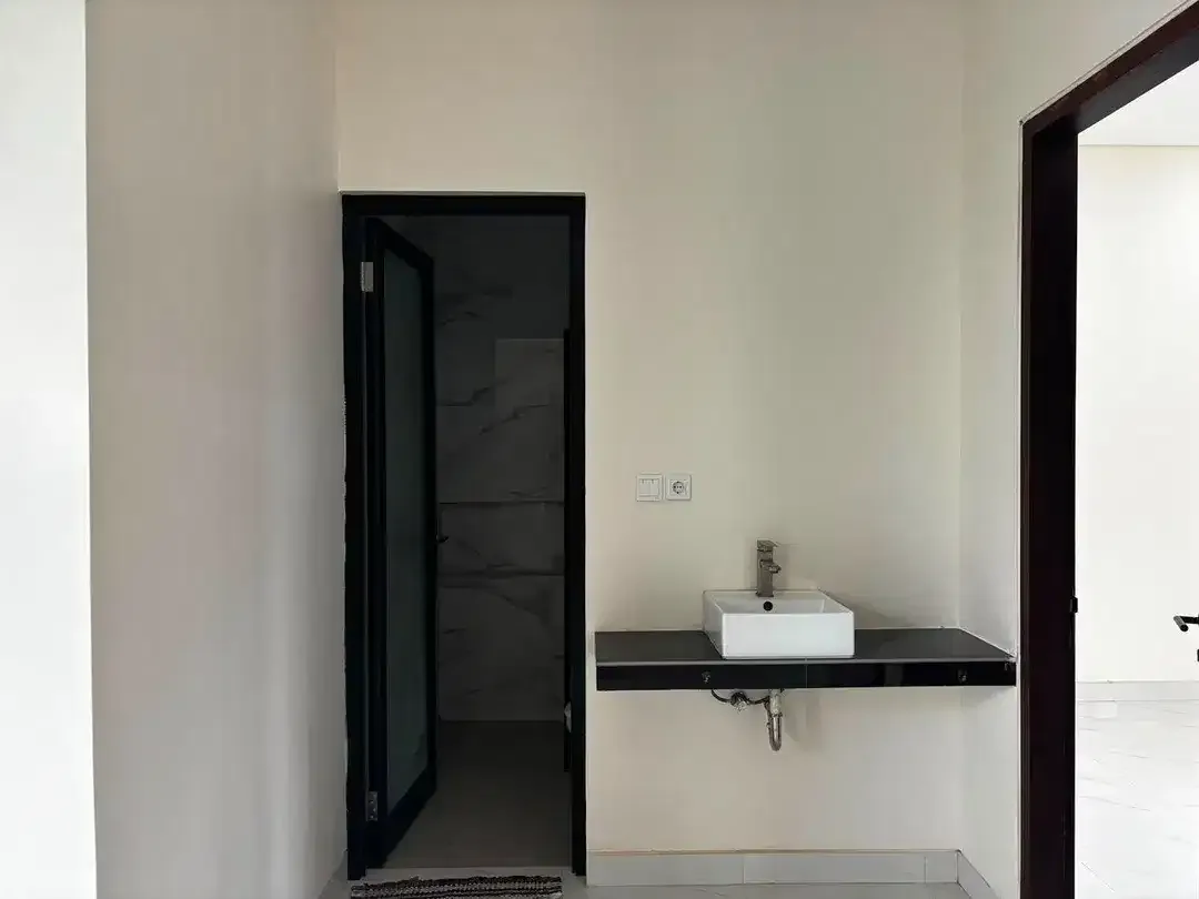 DIJUAL/DISEWAKAN RUMAH MODERN MINIMALIST 1 LANTAI - Image 8 of 8