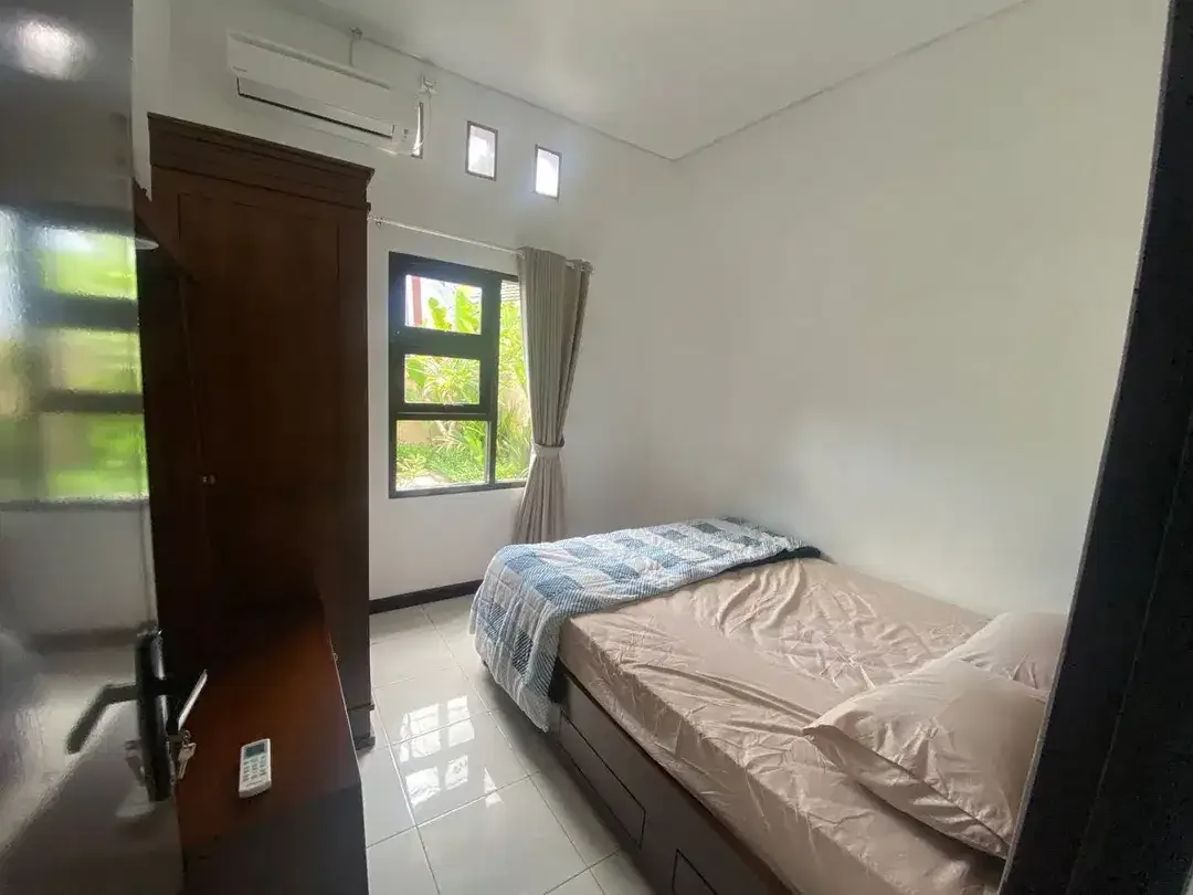Disewakan Rumah Modern One Gate System Furnished di Perumahan Beranda Bukit, Goa Gong - Jimbaran. - Image 4 of 10