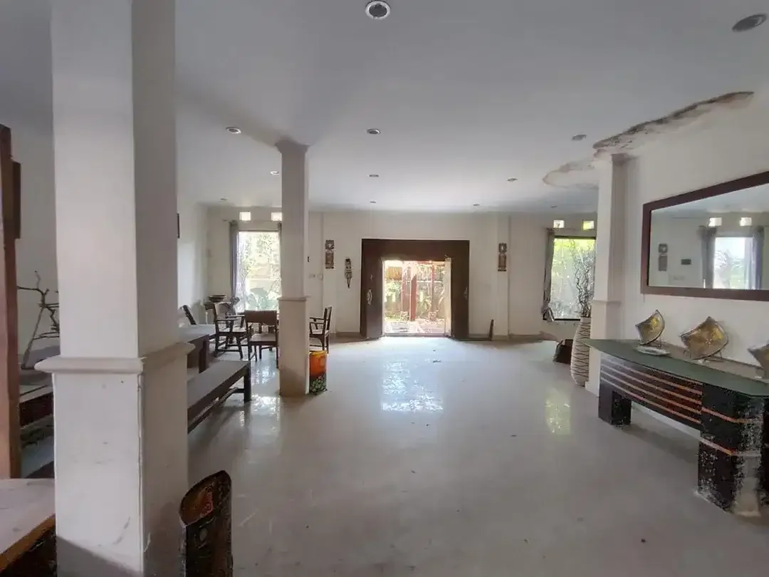 Dijual Rumah 2 Lantai Di Kawasan Premium Batubulan - Image 4 of 9