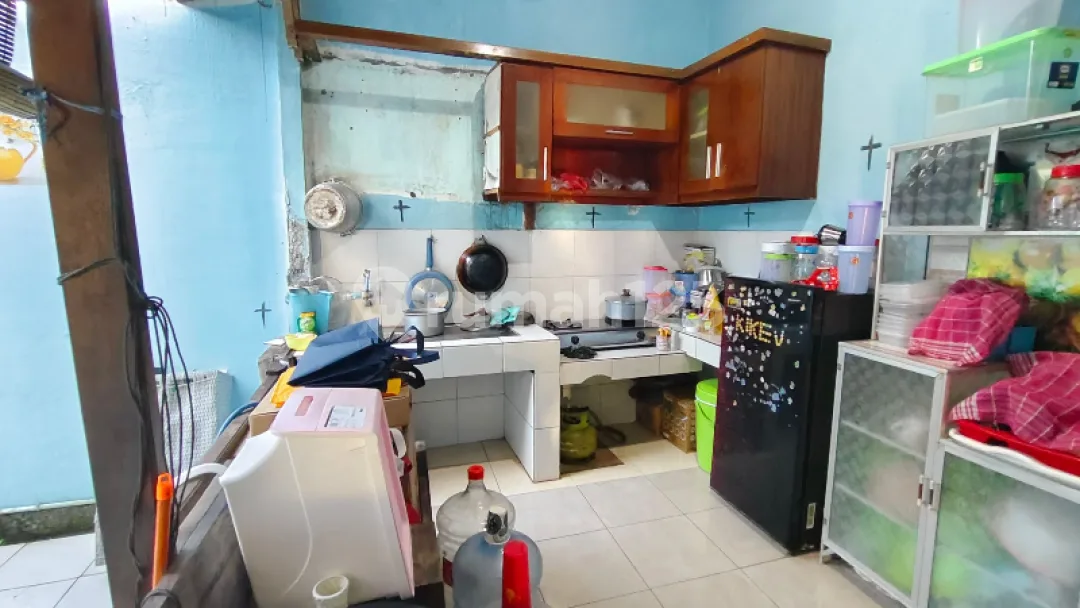 Rumah Dekat Pasar dan Sekolah di Taman Giri Nusa Dua Badung - Image 2 of 4