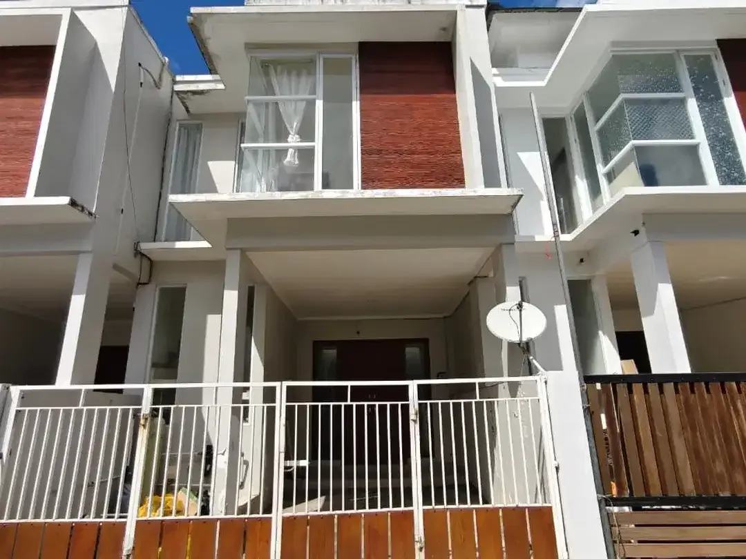 Dijual Murah Rumah minimalis di Mahendradata dekat JB School - Image 1 of 10