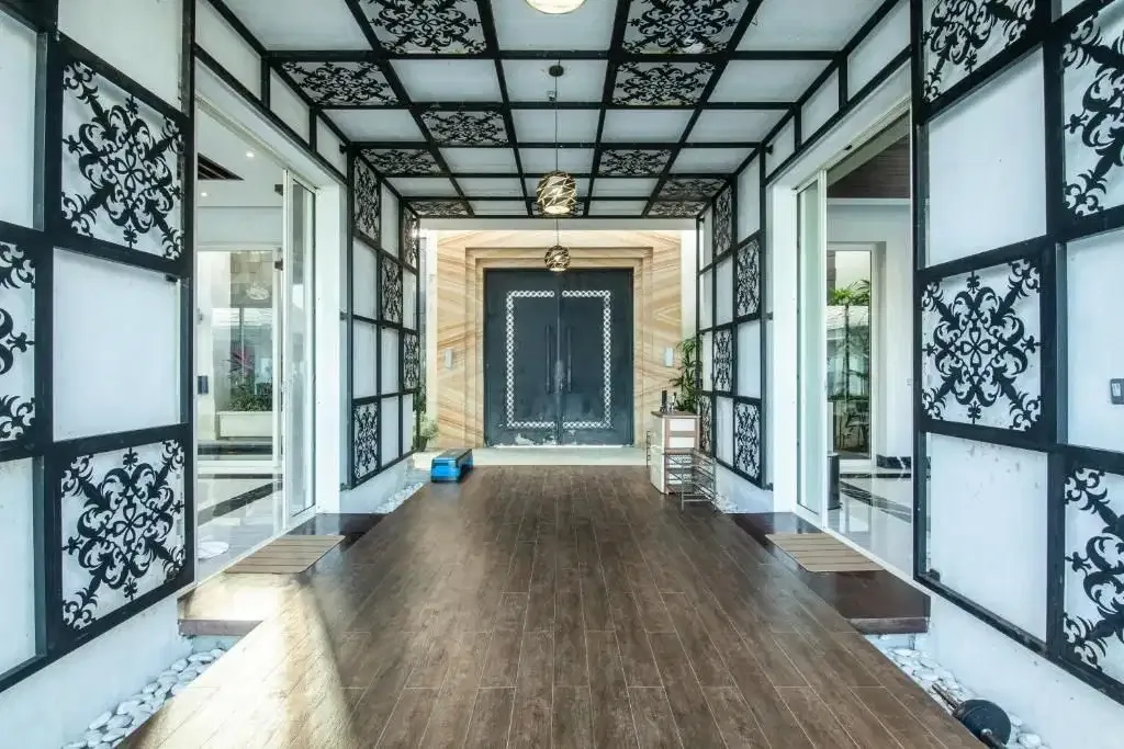 Luxury Ocean Villas For Sale in Gated Villa Complex Near Pandawa Beach - Image 5 of 10