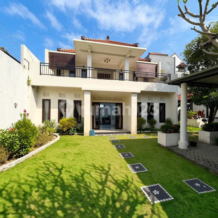 Spacious 3 Bedroom Villa In Sanur West Side Close To The Beach - Image 3 of 4