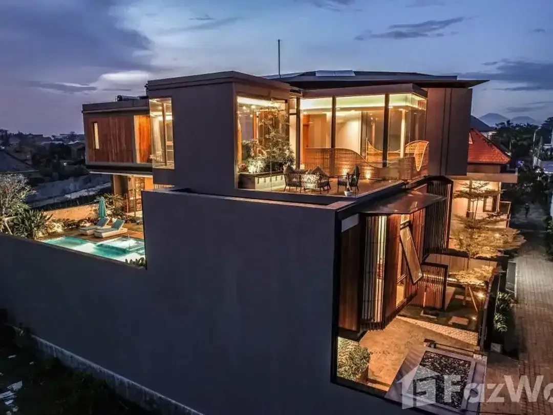 5 Bedroom Villa for sale in Kerobokan, Bali - Image 9 of 10