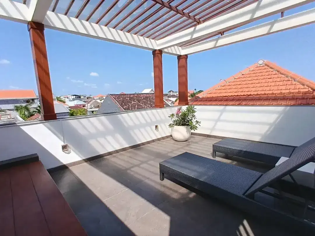 EXCLUSIVE BERAWA CANGGU VILLA ENCLOSED LIVING READY NOW - Image 2 of 10