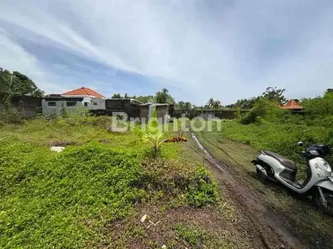 7,15 ARE LEASEHOLD LAND IN SANUR BEACHSIDE WITH PRIVATE ENTRANCE - Image 6 of 6