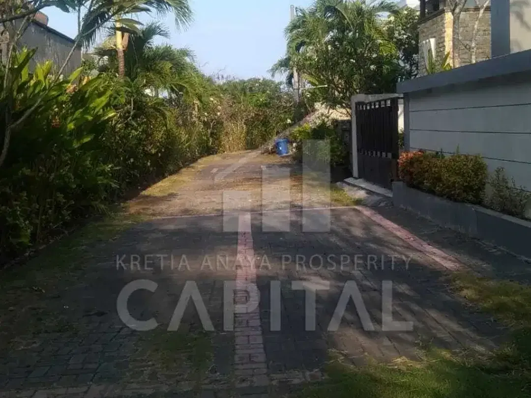 VILLA CANTIK 3 LANTAI DENGAN VIEW LAUT & GWK DI NUSA DUA BALI SIAP BANGET UNTUK KAMU MILIKI - Image 10 of 10