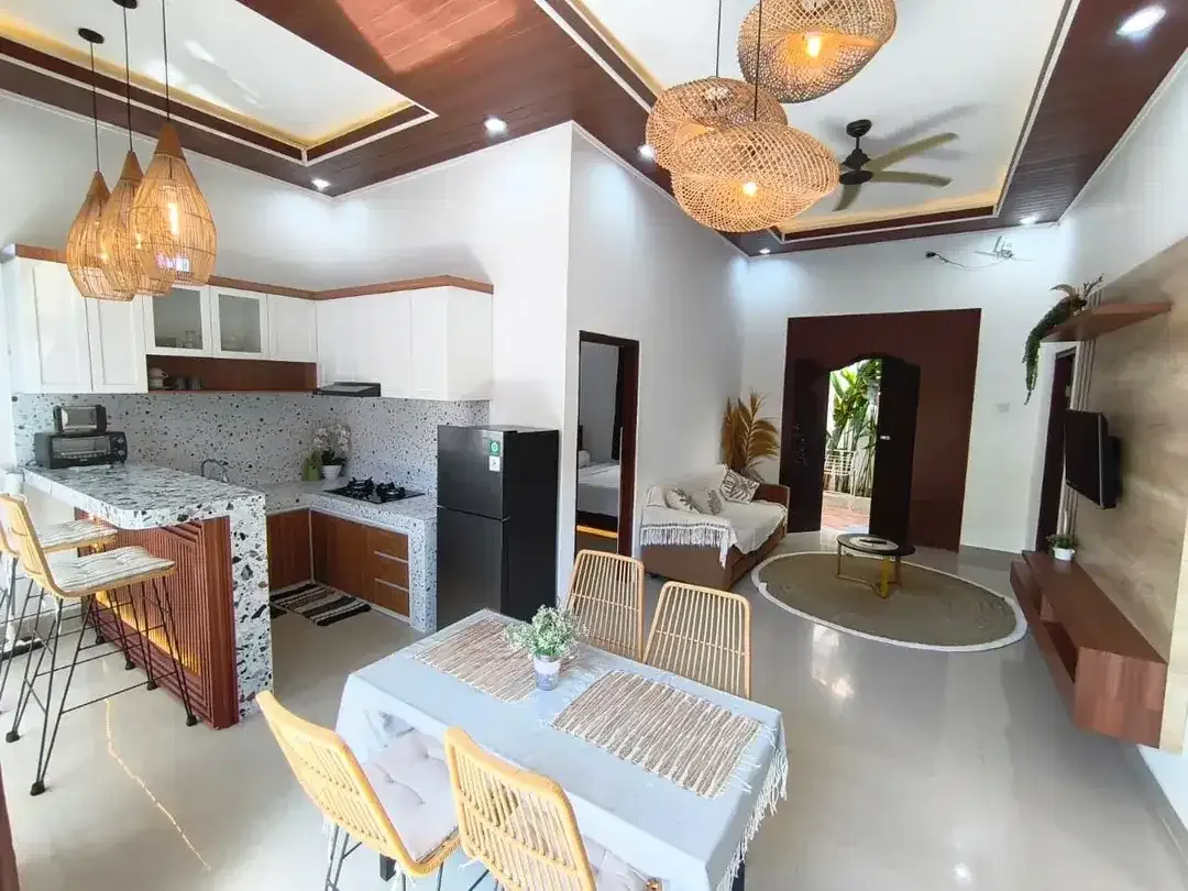 Modern and Chic Villa MURAH Dekat Jalan Siligita, Nusa Dua - Image 2 of 10