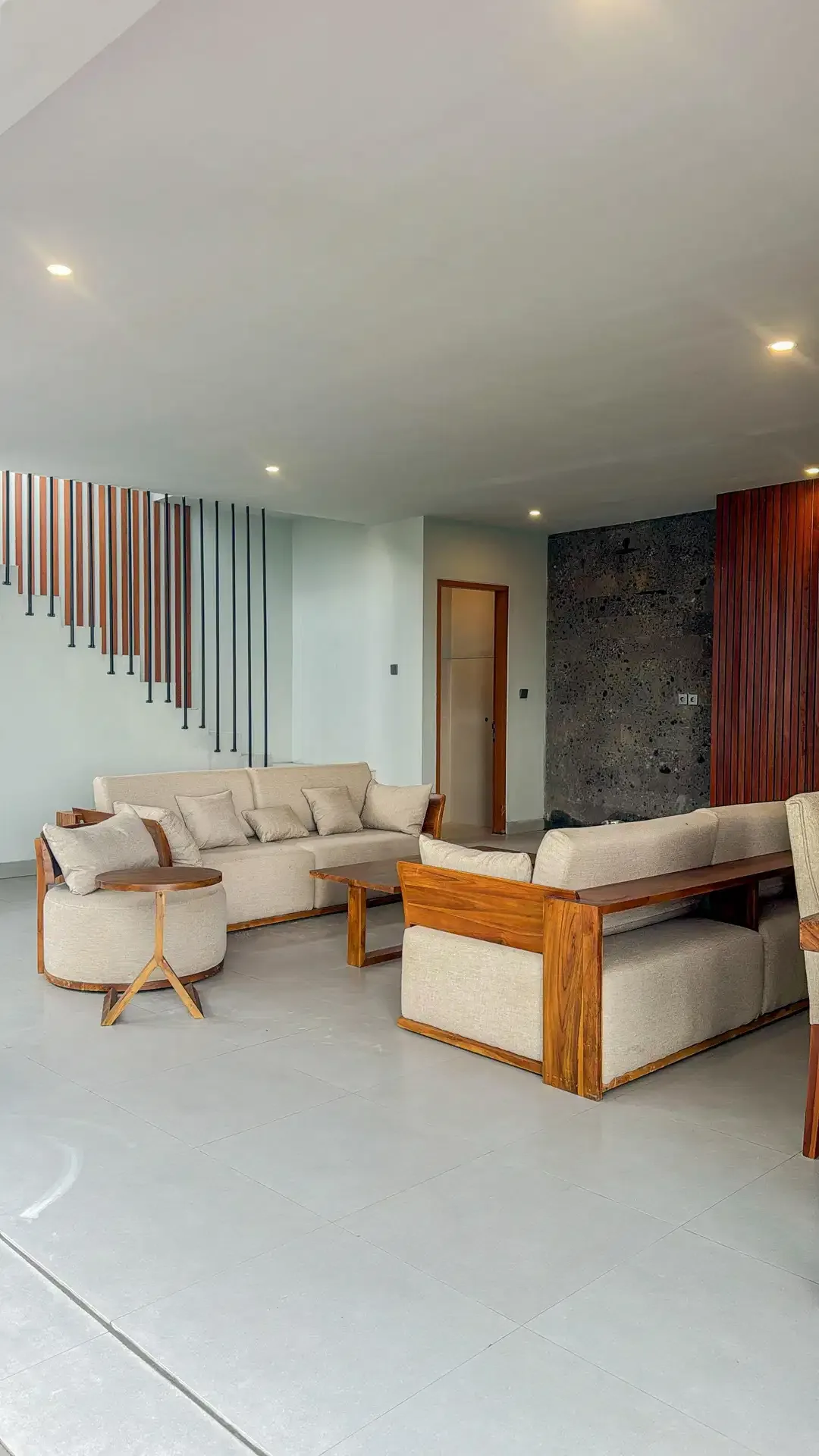 Brand New Contemporary Villa Design with Ricefield View - Image 6 of 10