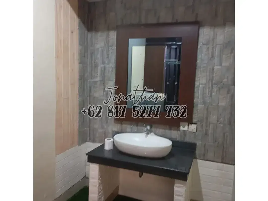 Dijual Guest House 9 Kamar Kolam Renang SHM Dekat Pantai Sanur Bali - RKKT - Image 9 of 10