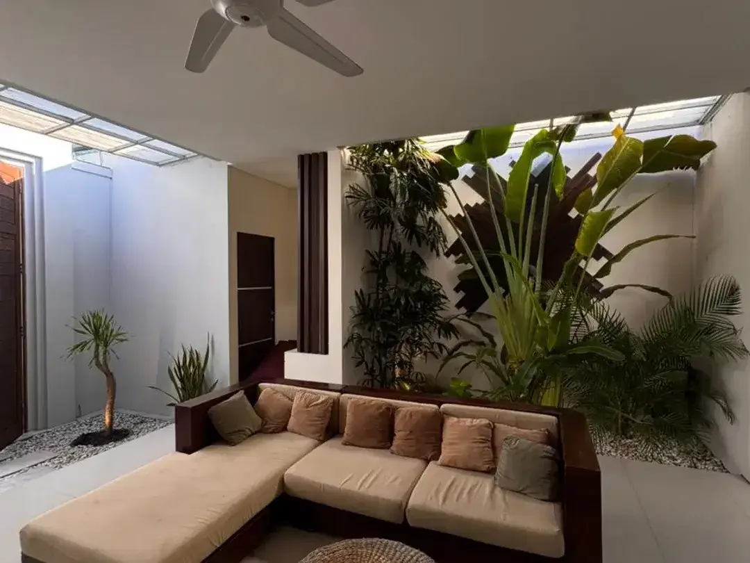 2 CONNECTING VILLAS Kerobokan – Seminyak Area - Image 10 of 10