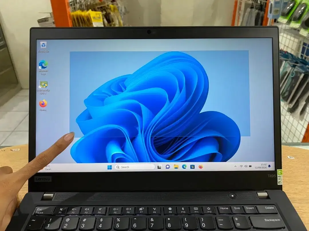 Lenovo ThinkPad T495 Amd Ryzen 7 Pro SSD 256GB Ram 16GB VGA 2GB Touchs - Image 3 of 10