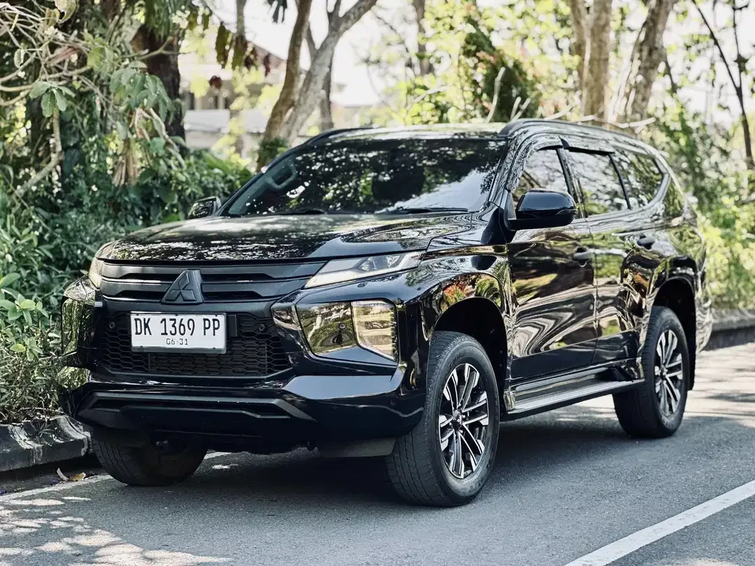 PAJERO SPORT DAKAR 4x2 AT DIESEL 2023 ASLI BALI - Image 1 of 10