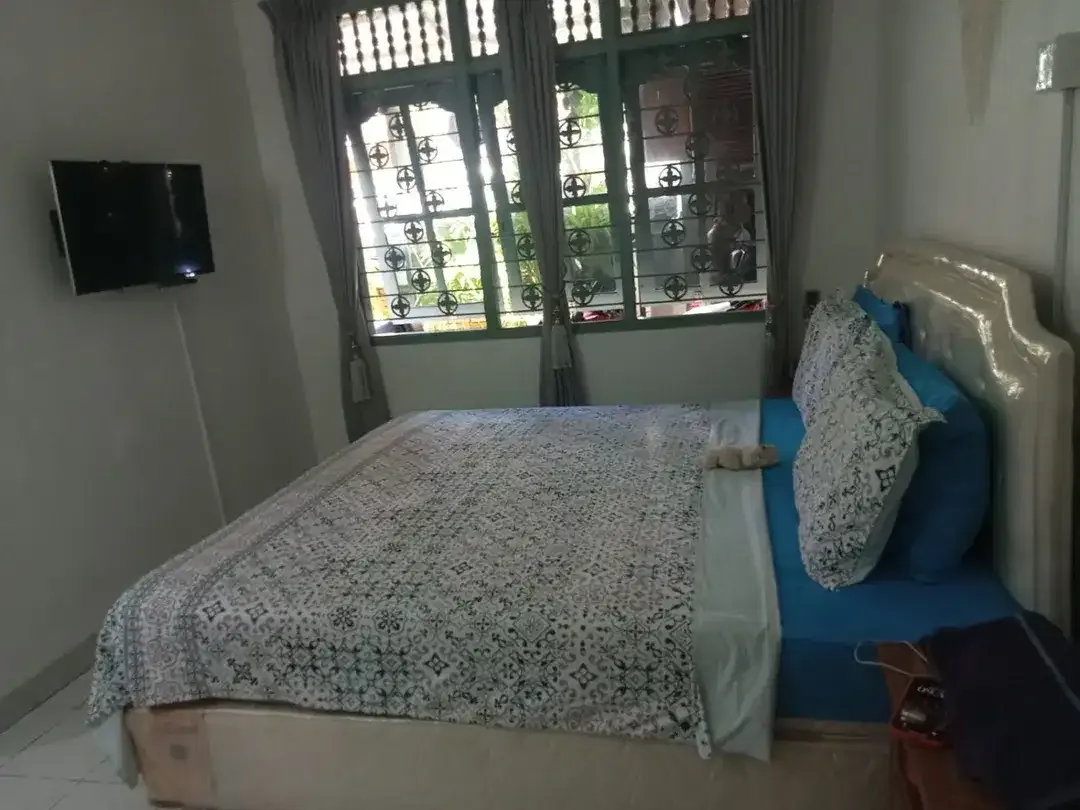 DIJUAL VILLA WITH POOL NON FURNISHED SANUR AREA - Image 6 of 10