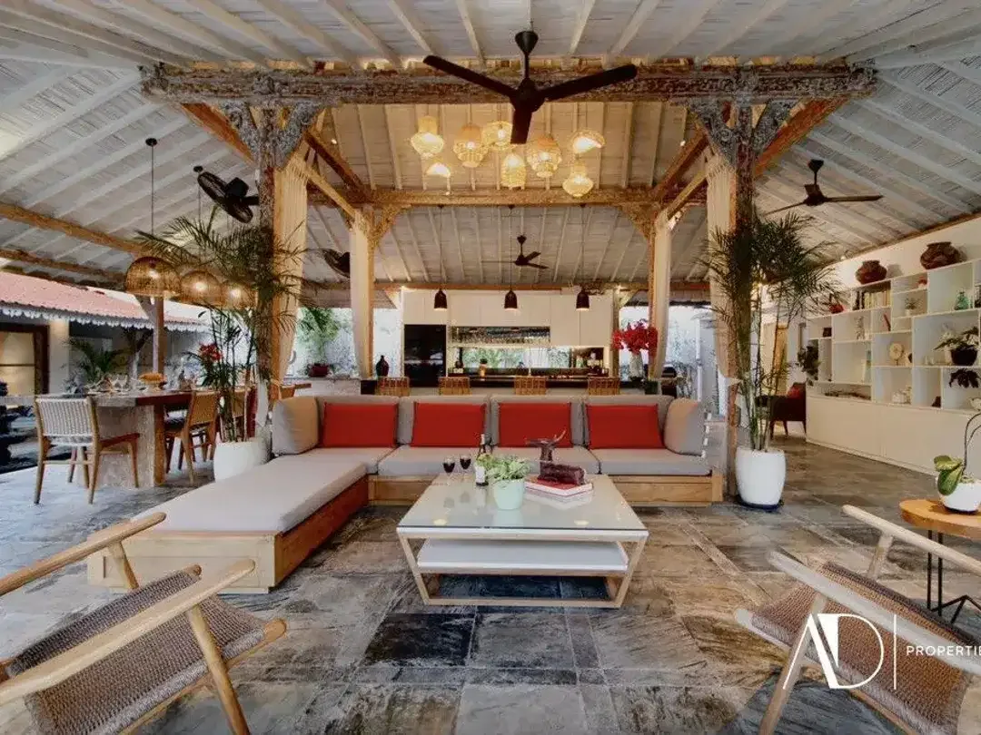 LEASEHOLD | TROPICAL BALINESE-STYLE VILLA IN PRIME BERAWA, CANGGU - Image 6 of 10