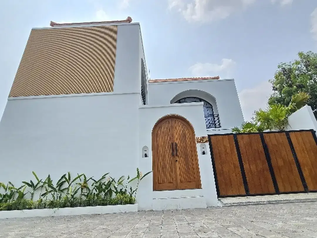 Villa Mediterranean Modern Padonan Canggu Bali - Image 9 of 10