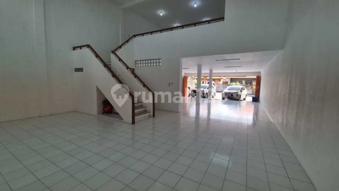 Ruko Bonus Tanah Siap Huni di Area Denpasar Barat - Image 1 of 4