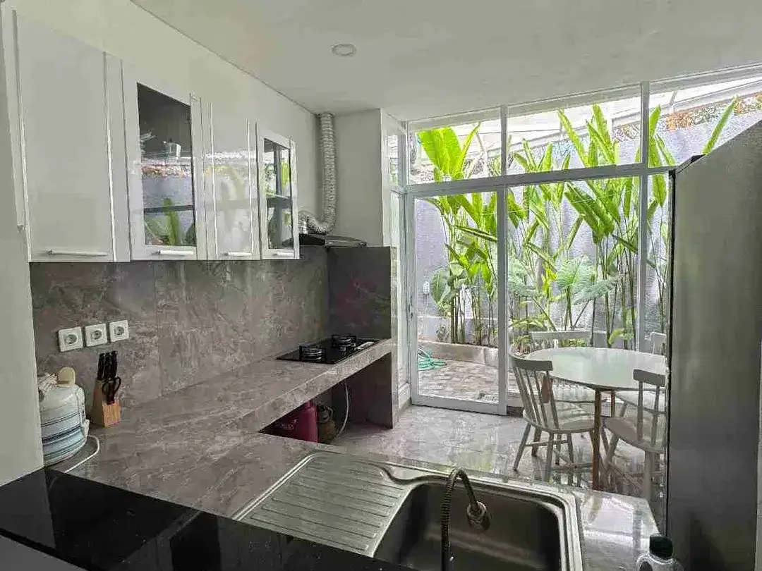RUMAH VILLA FULL FURNISH & FULL RENOVATED FEB 2026 - Image 5 of 10
