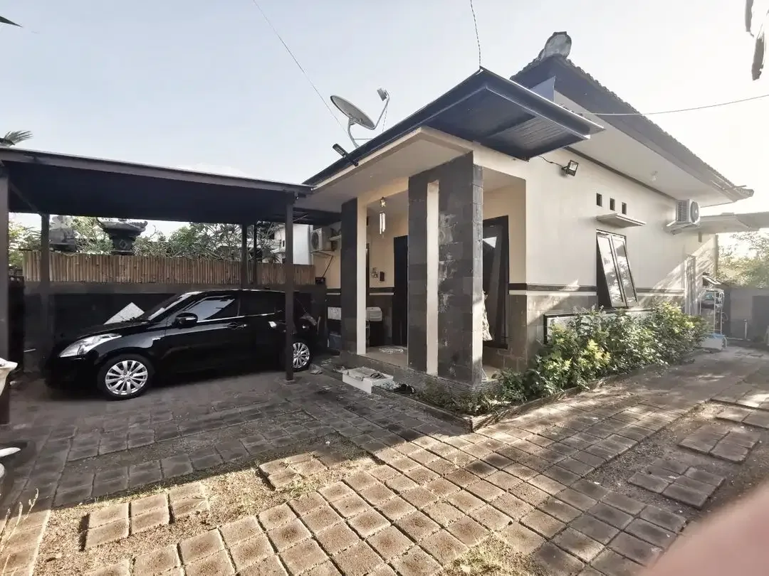 Rumah Halaman Luas di Dukuh Sari Kampial Residence Nusa Dua - Image 4 of 10