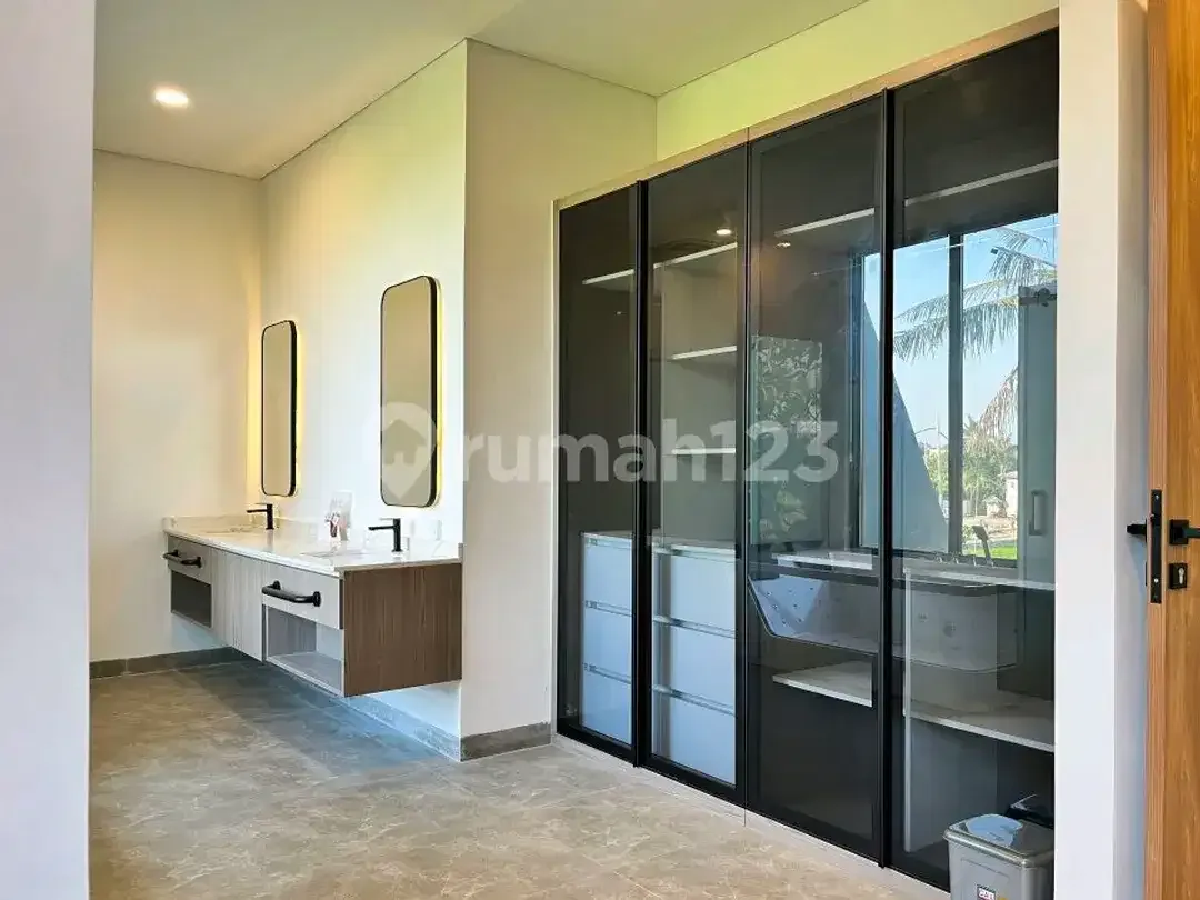 Villa Modern Di Jantung Canggu Sudah Full Furnished Siap Huni - Image 10 of 10