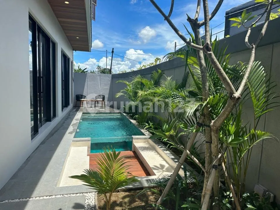 Villa 2,5Lt Full Furnished Pool Kawasan Elite Strategis di Canggu - Image 2 of 4