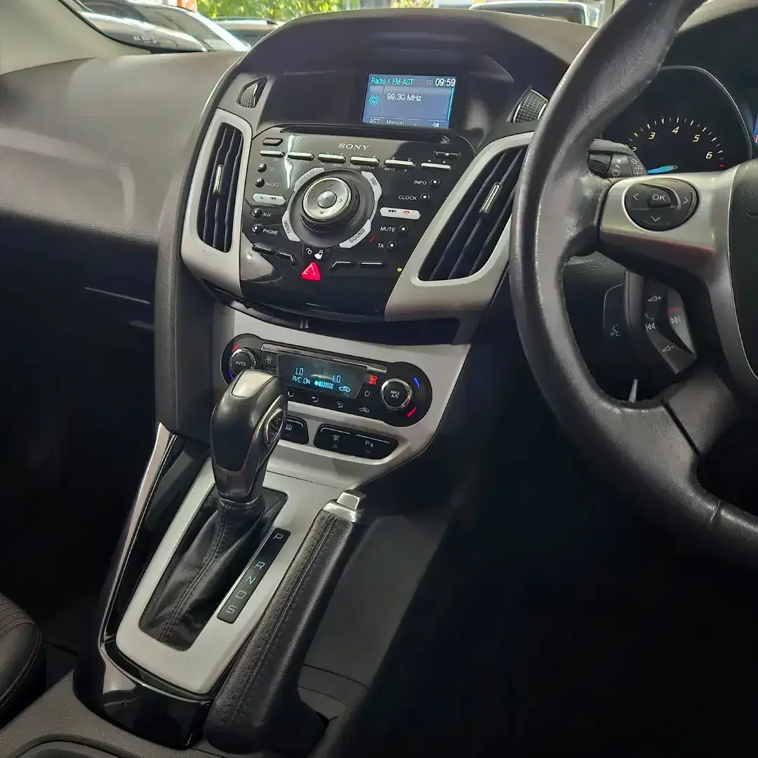 [2014] DP24jt! Ford Focus S HB Sunroof 2.0 matic 2014 pmk LowKM b 2015 - Image 10 of 10
