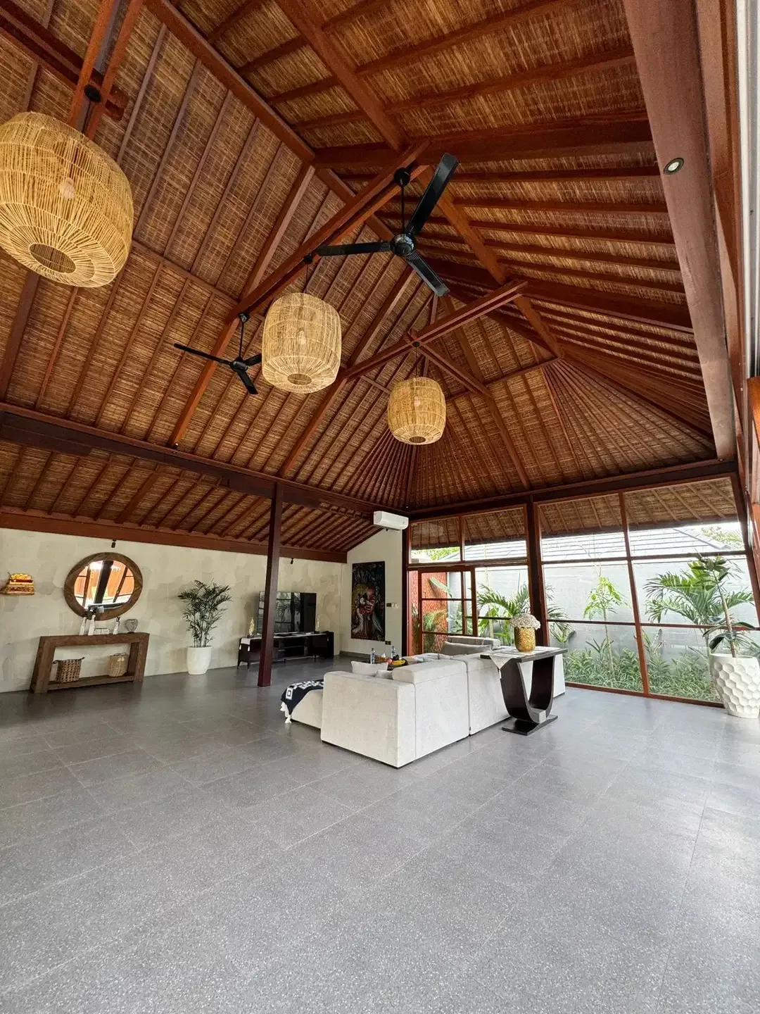 Villa For Sale with Prime location in Uluwatu Bali - Image 7 of 10