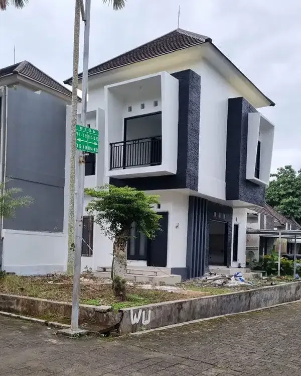 AMS.072.RGL | Jual Rumah Lantai 2 Murah Perumahan Exclusive di Tabanan - Image 1 of 10