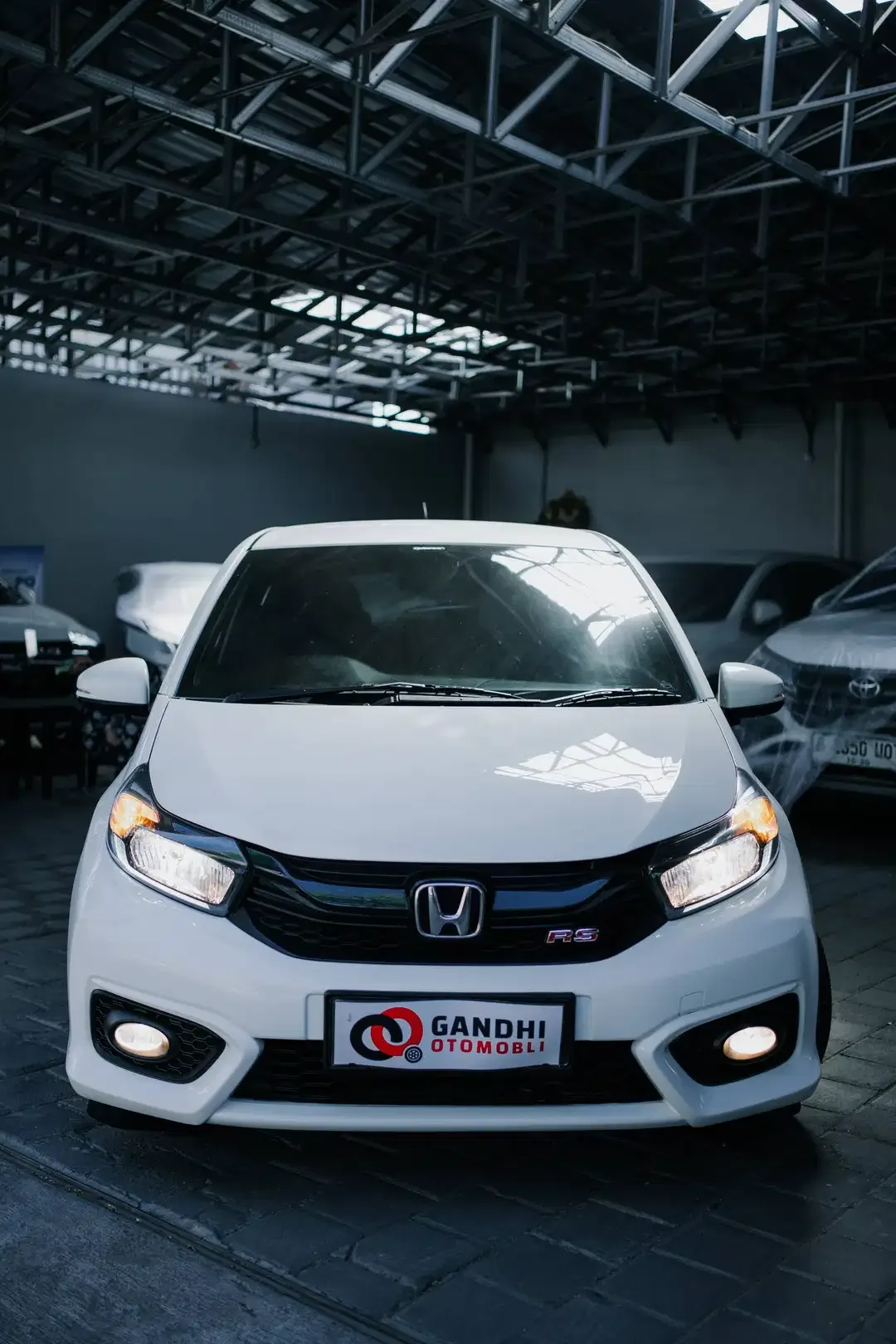 BRIO RS 1.2 CVT 2021 MATIC PUTIH - Image 2 of 10