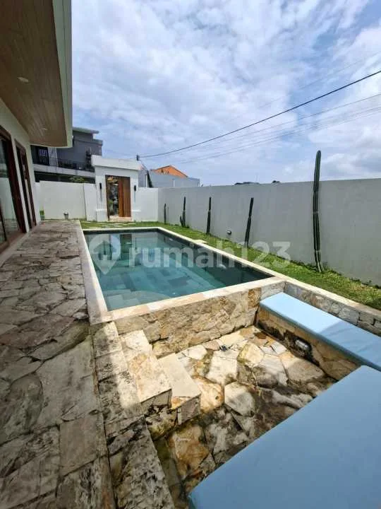 Disewakanvilla 2 Kamar Tidur Barusewa Tahunan Tempat Nyaman dan Asri di Daerah Badung - Image 2 of 4