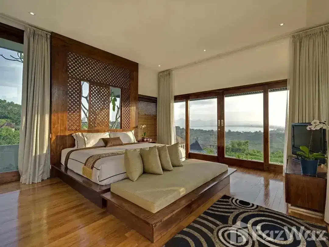 4 Bedroom Villa for sale in Jimbaran, Bali - Image 1 of 9