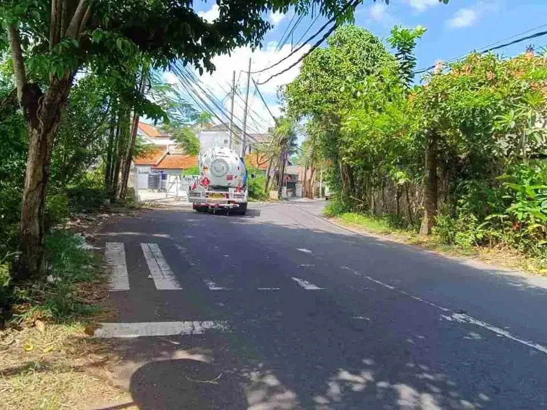 Investasi Tanah Strategis Jimbaran Bali , Kavling Luas Dekat Kawasan Premium Bali Selatan - Image 1 of 5